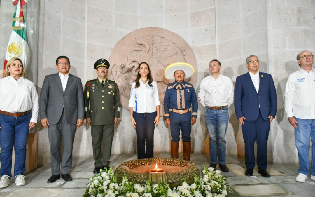 Llama Navarro a renovar el fuego de la pasión y la determinación por el estado y por México