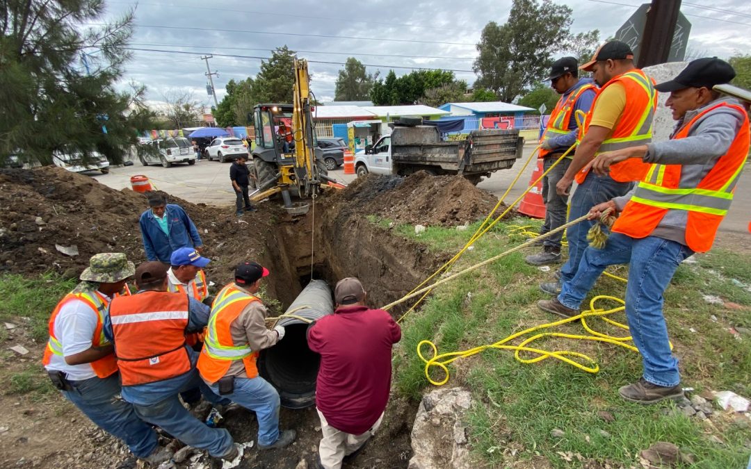 Repara SAPAS tramo afectado por socavón en el bulevar Ramal de Guanajuato